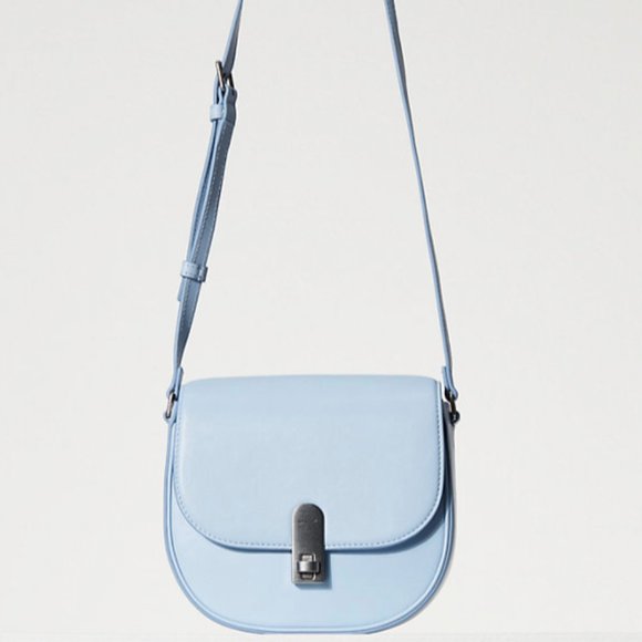 Aritzia Handbags - Aritzia Auxiliary Crossbody Leather Saddle Bag